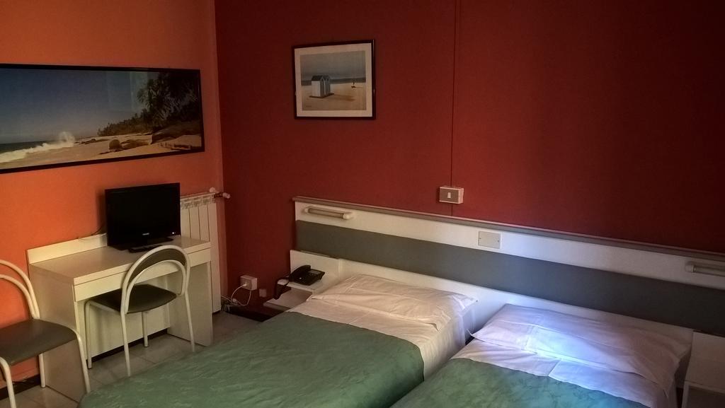 Hotel Del Sole Milano Phòng bức ảnh