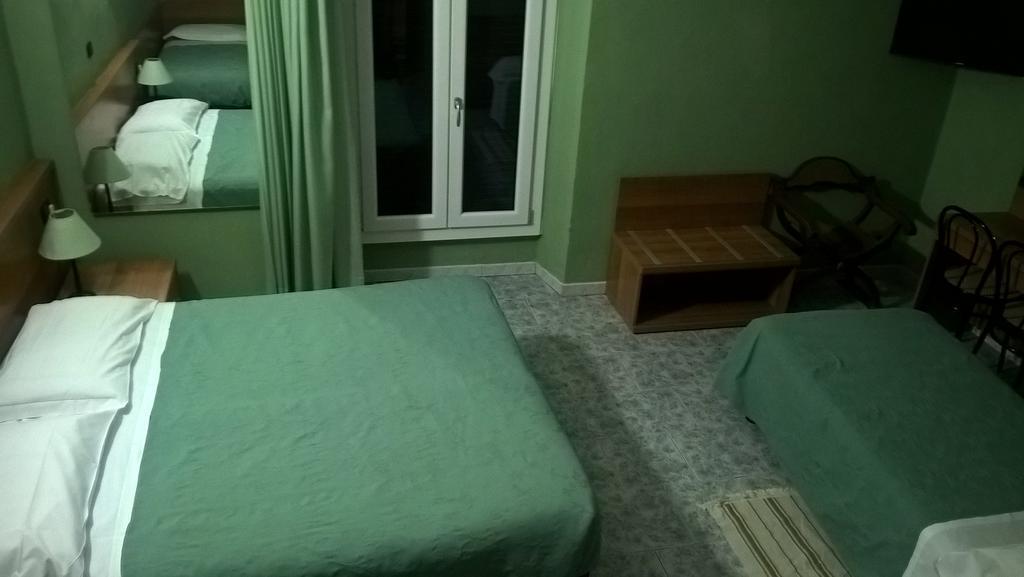 Hotel Del Sole Milano Phòng bức ảnh